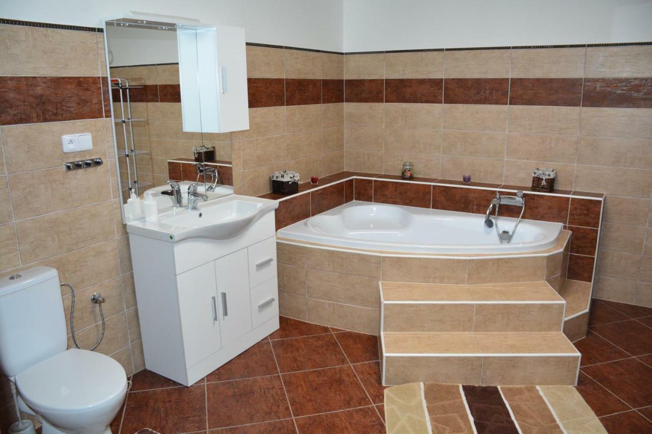 Moravske Toskansko Stavesice Extérieur photo