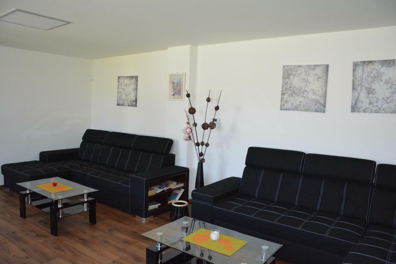 Moravske Toskansko Stavesice Extérieur photo